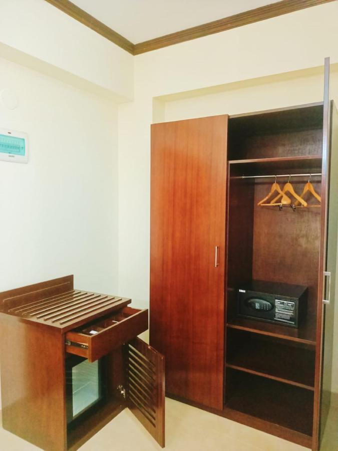 Hotel Crystal Rose - Sylhet Exterior foto